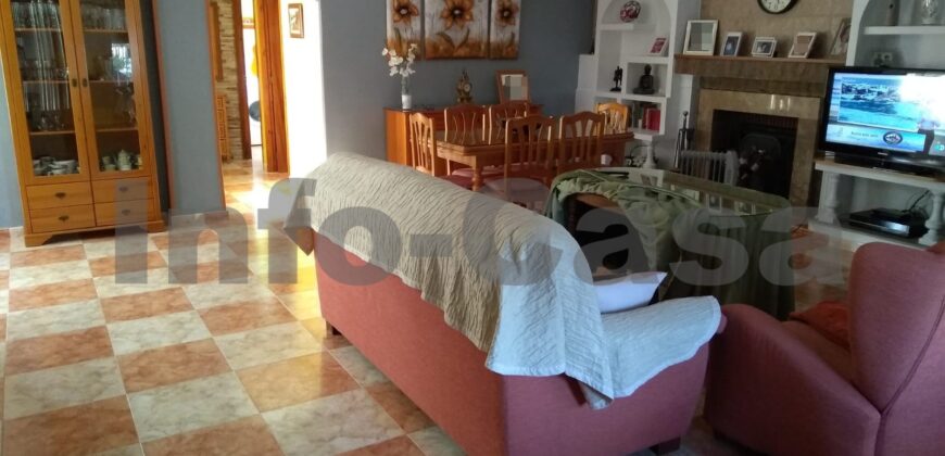Estupendo chalet en venta