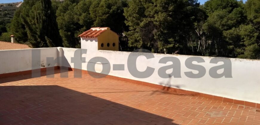 Estupendo chalet en venta