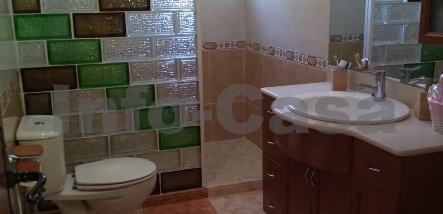 Estupendo chalet en venta