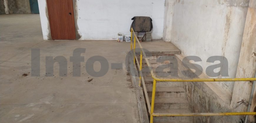 Conjunto de naves en venta
