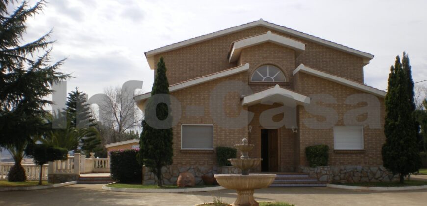 Fantástico chalet en Onda