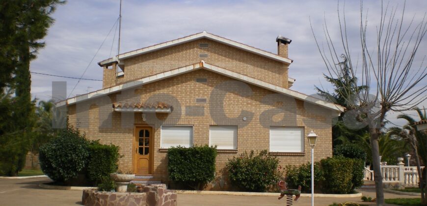 Fantástico chalet en Onda