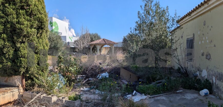 Venta de suelo con construcción