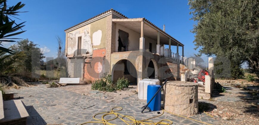 Venta de suelo con construcción