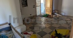 Venta de suelo con construcción
