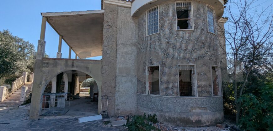 Venta de suelo con construcción