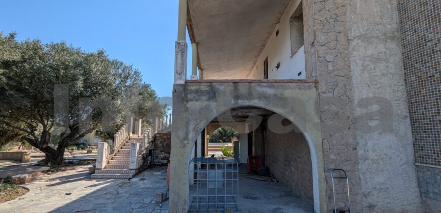 Venta de suelo con construcción